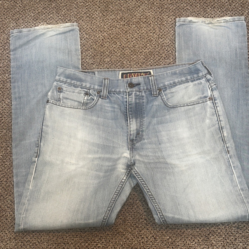 Levis 514 Slim Straight Jeans Mens 34x32 Light Wash Distressed Denim Blue